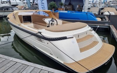 PRIMEUR 850 CABIN MET SUZUKI 200 PK